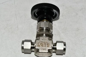 Swagelok SS-1RS6-PK-W20 Stainless Steel Integral Bonnet Needle Valve - Afbeelding 1 van 3