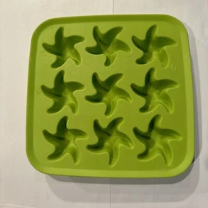 IKEA Starfish Ice Cube Tray Mold Silicone Flexible Rubber 9 Cavity Green Party  - Picture 1 of 2