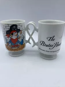 Taza de porcelana con patas de porcelana Savannah Georgia de colección para restaurante The Pirates' House - Imagen 1 de 11