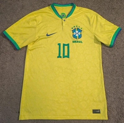 Camiseta amarilla para hombre Nike Dri-Fit 2022/23 de la selección nacional de fútbol de Brasil Neymar Jr Foto 1 de 4