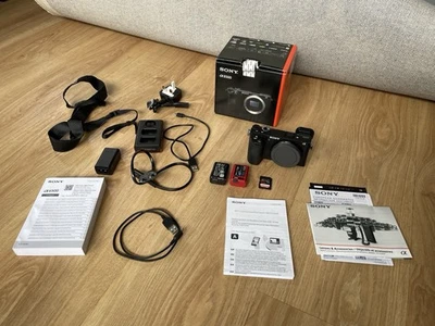 Sony Alpha 6500 Spiegellose Systemkamera 24.2MP, Micro SanDisk 128 orig. Karton  - Bild 1 von 4