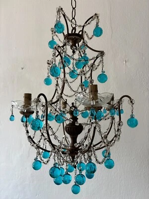 ~Lámpara de araña francesa de cristal dorado con gotas de Murano azul aguamarina, alrededor de 1920~ Foto 1 de 4