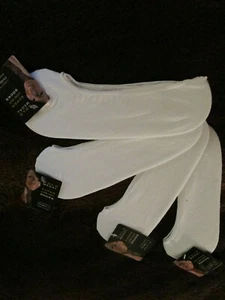 4 Pair Womens Gold Medal Super Low Cut Socks Fits Size 9-11 White - Picture 1 of 5