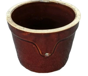 Red brown  1 quart small ceramic crock, marked U.S.A. 4 3/8" h x 5 3/4" d - Picture 1 of 6