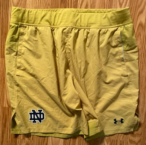 Notre Dame Football Team Issued Under Armour Shorts Size XL Cover