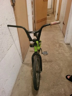bmx gebraucht Farbe grün  - Bild 1 von 4