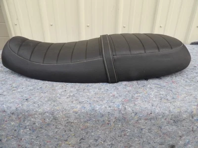 Original OEM '08 Triumph Bonneville doble asiento 2-up Foto 1 de 4