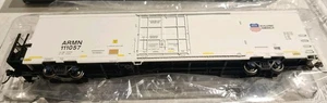 BLMA MODELS HO Scale Trinity 64' Reefer Union Pacific ARMN #111057 - Picture 1 of 8