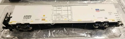 BLMA MODELS HO Scale Trinity 64' Reefer Union Pacific ARMN #111057 - Image 1 of 4