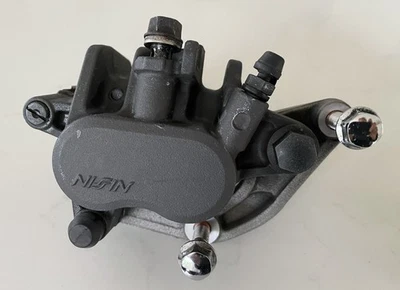 2007 – 2014 Honda SHADOW SPIRIT VT750 C2 PINÇA DE FREIO DIANTEIRA FABRICANTE DE EQUIPAMENTO ORIGINAL 45250-MFE-671 - Imagem 1 de 4