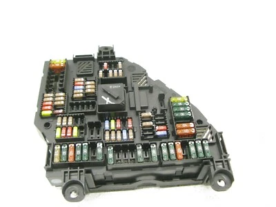 11-12 BMW F07 535i 550i GT xDRIVE FUSE RELAY JUNCTION MODULE FUSEBOX OEM 080222 - Image 1 of 4