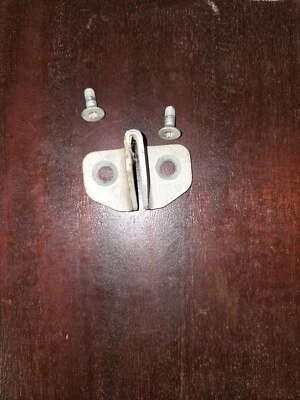 Hebilla de bloqueo de puerta trasera OEM Toyota FJ Cruiser 07-15 Foto 1 de 3