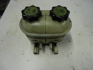 LAND ROVER DISCOVERY 2 TD5 SERVOLENKUNG UND ACE AUSGLEICHSBEHÄLTERFLASCHE RQN100011 - Bild 1 von 1