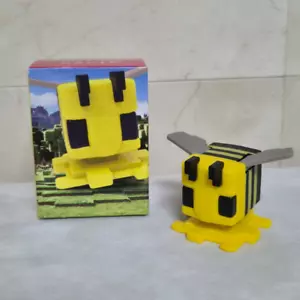 McDONALD'S Happy Meal Toys MINECRAFT BEE - Picture 1 of 4