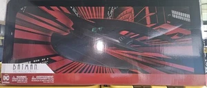 DC Collectibles Batman La Serie Animada Ala de Murciélago 37 pulgadas Vehículo Caja Dañada - Imagen 1 de 21