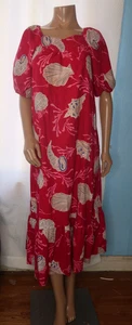 Vintage Hilo Hattie Muumuu Caftan Dress mumu Hawaiian Red Sea Shells Sz Small - Picture 1 of 9