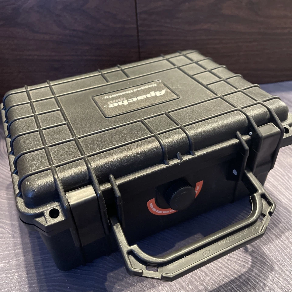 Funda Protectora Estanca Apache 1800 Negra 8x5x3 con Espuma Foto 1 de 4