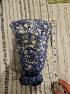 Vintage handbemalte blau & weiß gesprenkelte Vase Erwin, TN - Bild 1 von 6