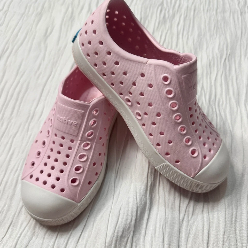 Native Jefferson Sugarlite Leche Rosa y Shell Blanco Niño 10 Foto 1 de 4