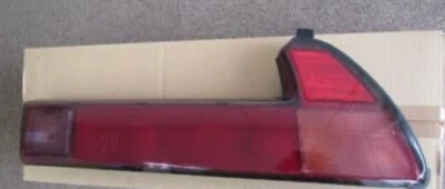 HONDA ACURA GENUINE OEM NSX NA1 REAR BRAKE SIGNAL TAIL LIGHT RIGHT - Image 1 of 2