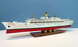 Modellino Ocean Liner S.S. Oriana nave da crociera lunga 19" su base espositiva Revell - Foto 1 di 6