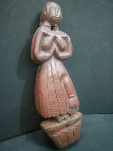 Vintage Rare Old Indian Wooden Hand Carved Lady Statue Decorative Putali - Picture 1 of 9