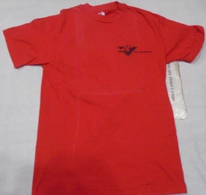 De colección Hanes AlFA Romeo Milano Alfa Ricambi Inc. Camisa coche de carreras talla pequeña - Imagen 1 de 2