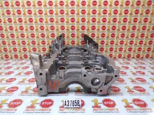 2018.-2020 HYUNDAI KONA ENGINE UPPER OIL PAN 21100-2E902 OEM - Picture 1 of 8