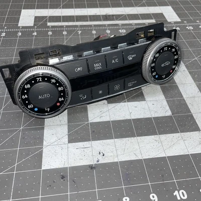 Módulo de controle climático de temperatura aquecedor CA 2008 2011 Mercedes W204 C300 - Imagem 1 de 4