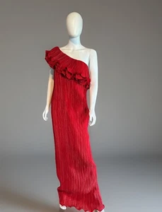 NWT Pronovias Barcelona Design Red Pleated One Shoulder Gown Stunning $900+ New - Picture 1 of 11