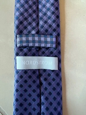 Corbata para hombre #2699 Nordstrom a cuadros púrpura y negra Foto 1 de 4