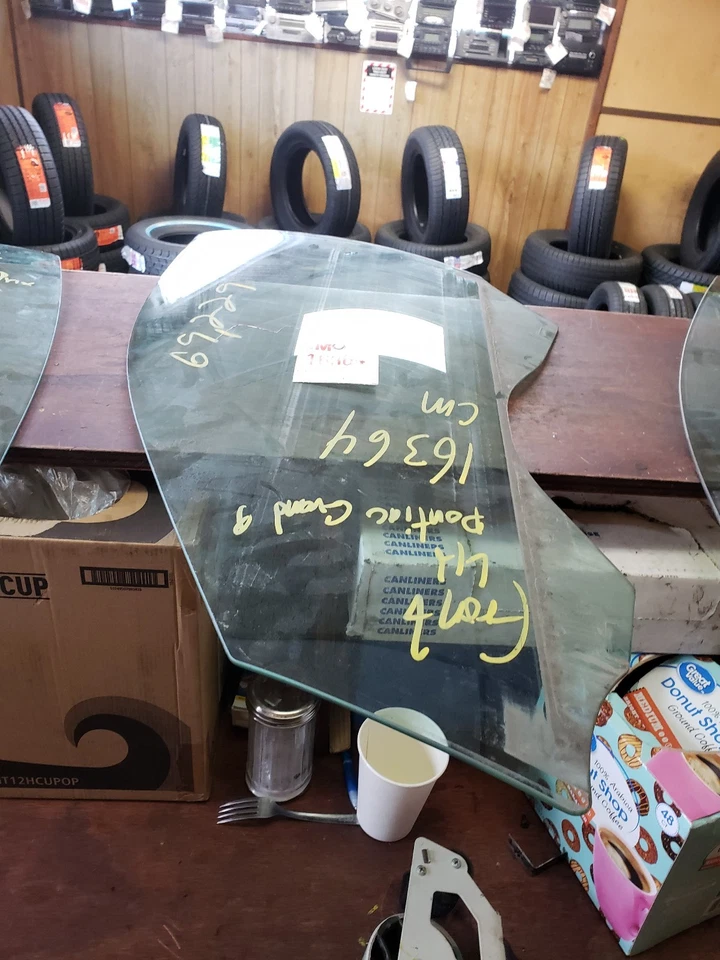 2005 2006 2007 2008 Pontiac Grand Prix porta janela vidro frente motorista lado esquerdo  - Imagem 1 de 1