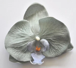4" Gray Grey Orchid Silk Flower Hair Clip Luau Wedding Cruise Prom - Picture 1 of 2