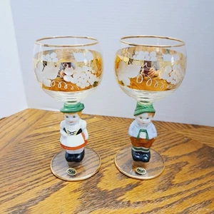 Hummel Glasses With Gold Etched Design Boy and Girl Set of 2 - Picture 1 of 11