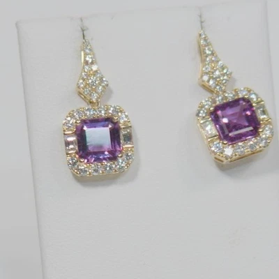 Preciosos pendientes Cirari Couture de zafiro púrpura y diamantes precio de venta sugerido por el fabricante 4950,00 USD Foto 1 de 4