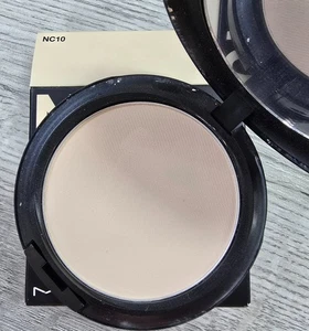 MAC Studio Fix Powder Plus Foundation 'NC10' Missing Sponge Aplicator - Picture 1 of 2