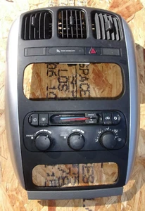 04 05 07 Town & Country Dodge Caravan Dash Trim Climate Control Free Ship B39 - Picture 1 of 12