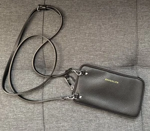 Bandolier Classic Pebbled Zip Pouch with Strap - Picture 1 of 5