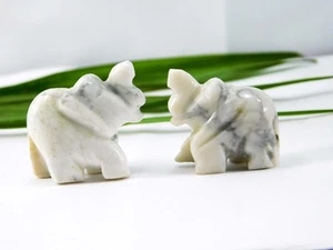 Natürlicher weißer Howlith Elefant 83,50 ct schöner echter zertifizierter Ede... - Bild 1 von 7