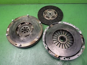 IVECO DAILY Flywheel Mk6 2.3 Dual mass with OEM Clutch 5802794865 2023 - Picture 1 of 8