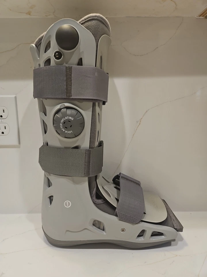 Bota de Caminhada Aircast AirSelect Walker Brace/Walking Tamanho Médio  - Imagem 1 de 4