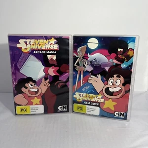 Steven Universe DVD Lot x2 Gem Glow - Arcade Mania DVD - Region 4 - Free Postage - Foto 1 di 17