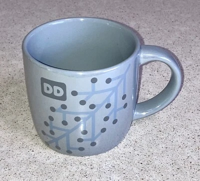 Taza de café Dunkin’ Donuts Pearlescent Luster Winter Snowflake 2014 Foto 1 de 4