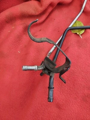 BMW🇩🇪E36 M3 S50 M50 E34 1992-95 línea de combustible tubo duro 325i 325is 325ic 525i M3 Foto 1 de 4