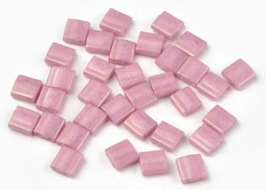 50 x MIYUKI 2 Hole Glass Tila Beads - Antique Rose Luster Colour - Size 5mm. - Picture 1 of 3
