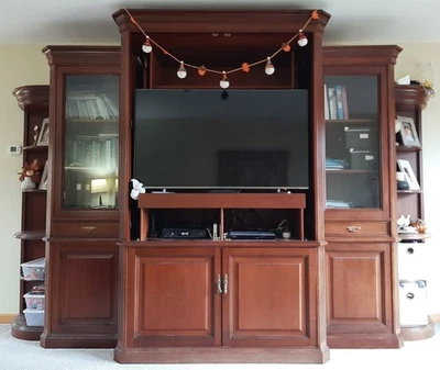 Three Piece Solid Mahogany Wood Traditional Entertainment Center - Image 1 of 4