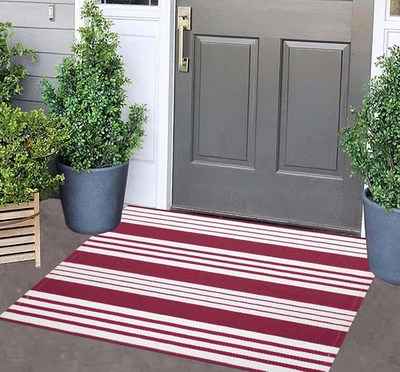Alfombra de exterior a rayas rojas y blancas 24"" X 35"" alfombrilla de puerta exterior lavable a máquina  Foto 1 de 4