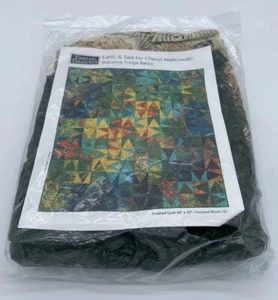 Timeless Treasures TERRA Kit Trapunta Cheryl Malkowski Tonga Batiks NUOVO - Foto 1 di 5