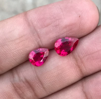 Lab Ruby Pear Cut 2 Piece 10X7 mm & 6X6.5 mm 4.45 Cts Pigeon Blood Ruby Corundum - Image 1 of 4