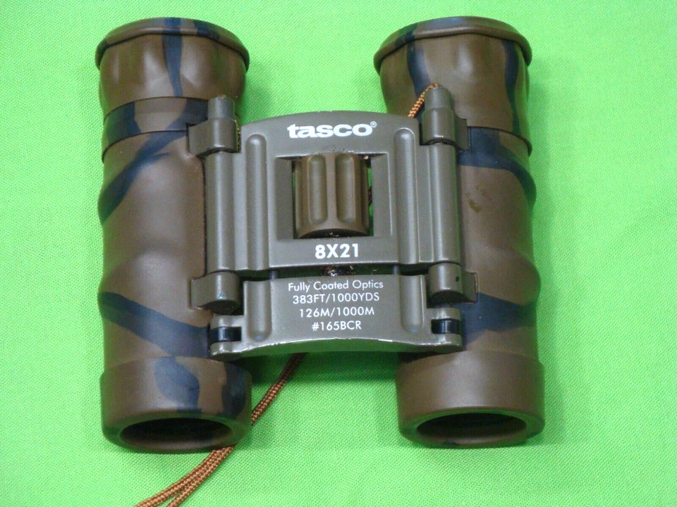 Tasco 8X21 Binoculars #165BCR Coated Optics 383ft/1000yds 126M/1000M Carry Case - Image 1 of 4